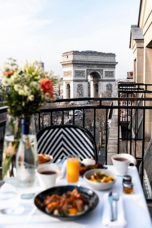Grand Hôtel Champs-Élysées