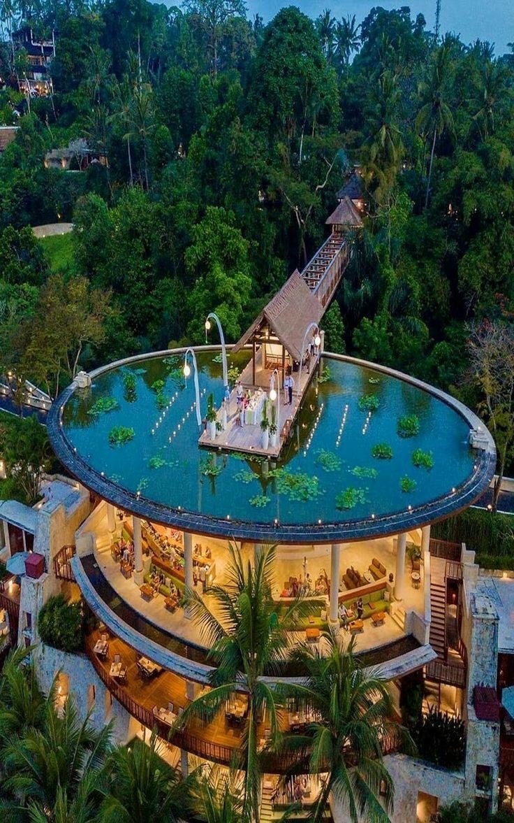 Four Seasons Sayan